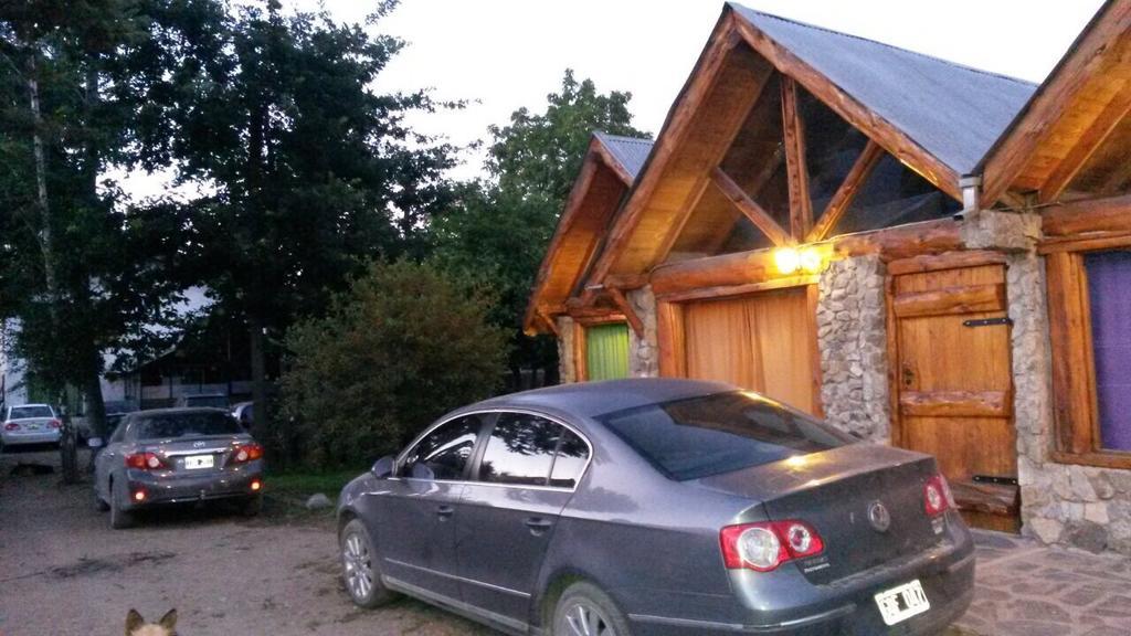 Cabanas Pehuenia Pansiyon El Bolsón Dış mekan fotoğraf