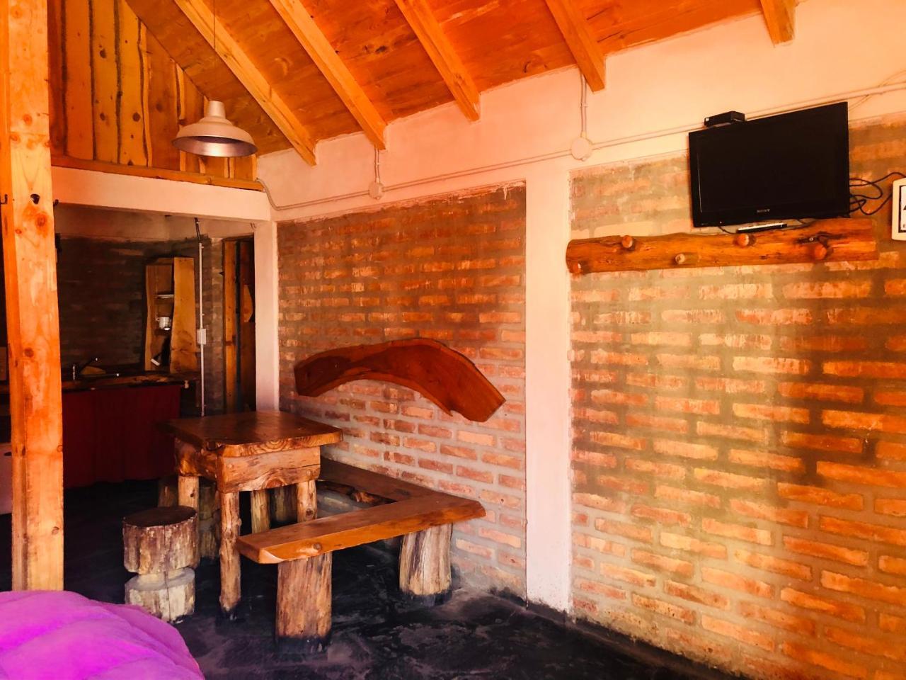 Cabanas Pehuenia Pansiyon El Bolsón Dış mekan fotoğraf
